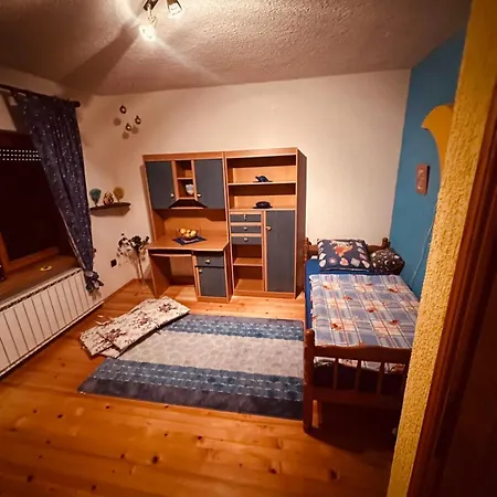 Vikendica Dion *